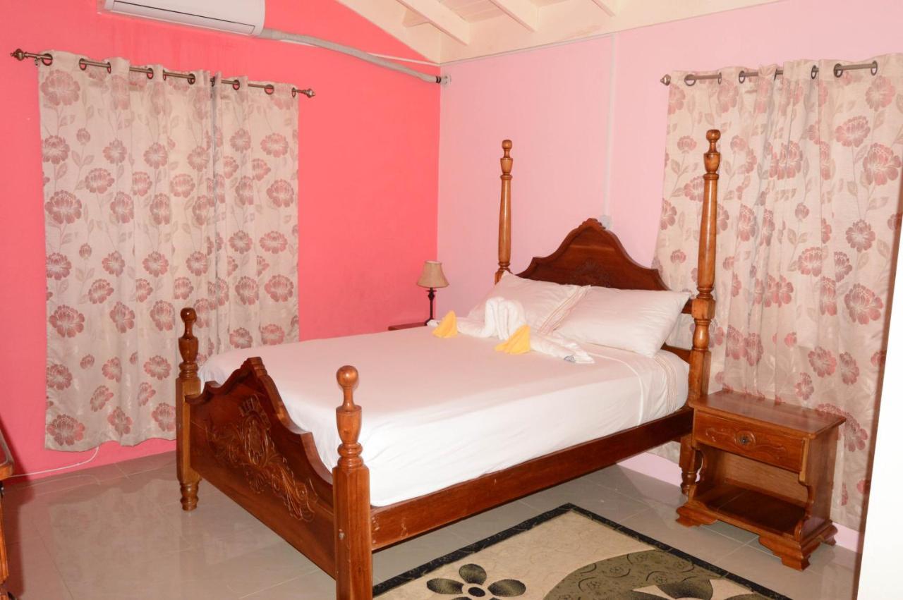 Josan'S Haven Villa Ocho Rios Eksteriør billede